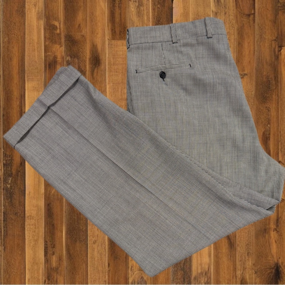 Ashbridge 100% Wool Dress Pants 38x30 – Pleated, Made in Canada, Micro Check